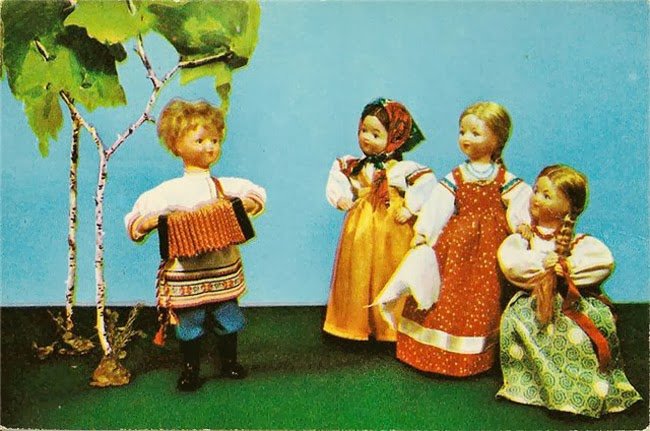 1383117532_soviet-dolls-08.jpg