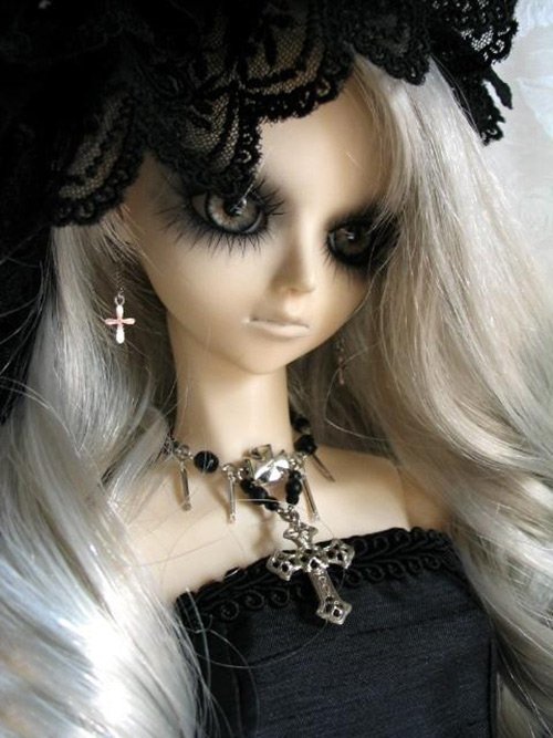 Готические куклы 1383995115_gothic-doll-16