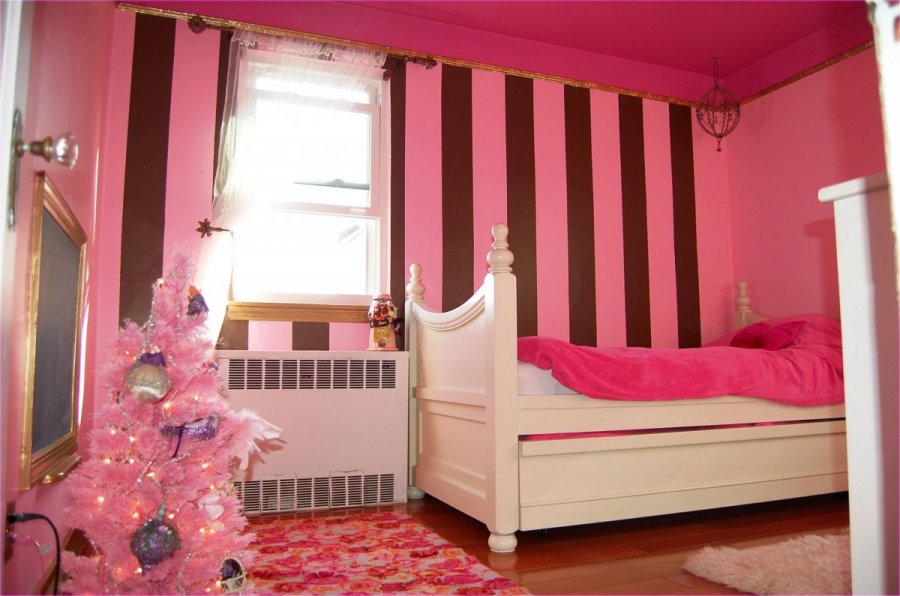 Детская комната в розовом цвете