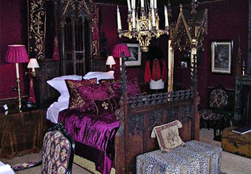 14 Кроватей в готическом стиле