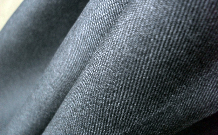 Платья из габардина и свойства ткани