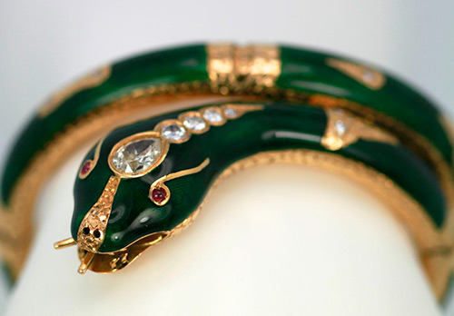 Вдохновляющие змеиные кольца и браслеты со змеями
