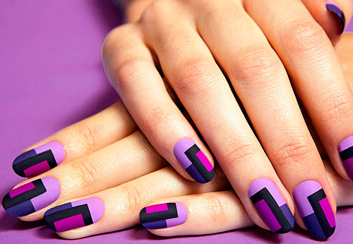 Фиолетовый маникюр на короткие и длинные ногти