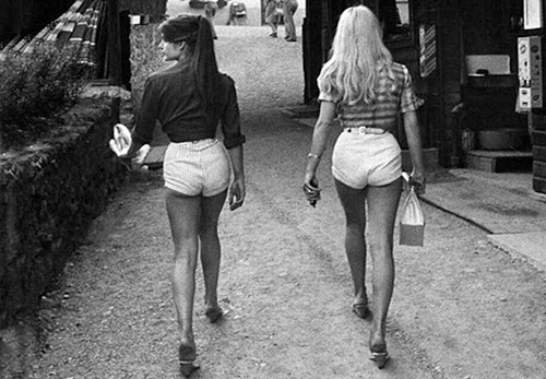 16 фото - смелые образы девушек 1970 годов