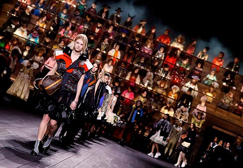 Louis Vuitton: женские сумки и модная одежда 2020-2021