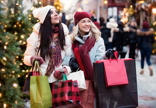 Что купить на новогодних скидках из одежды и аксессуаров?
